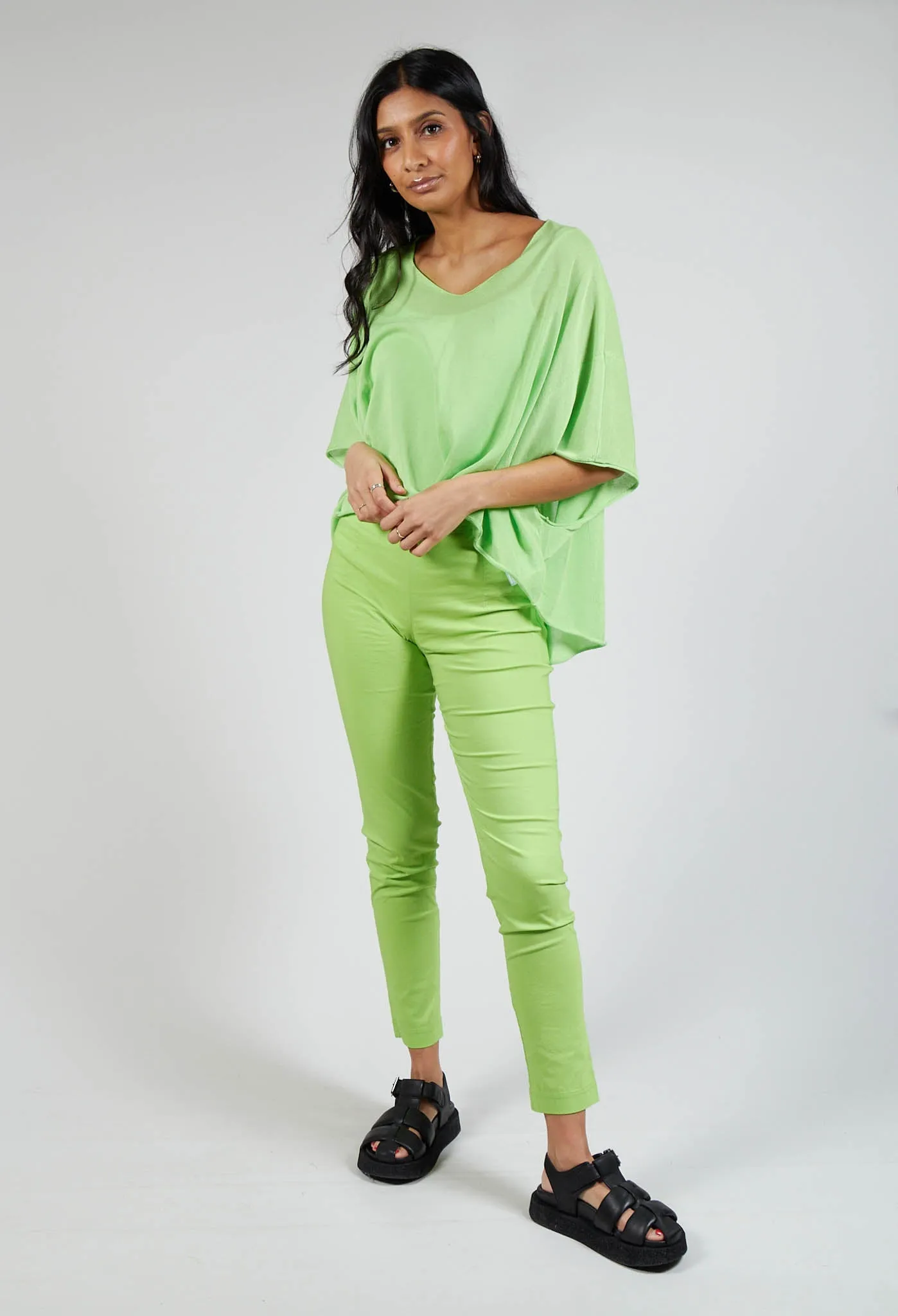 Cropped Lightweight Relaxed Jumper in Lime