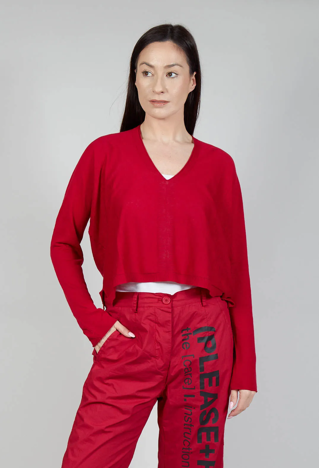 Cropped V Neck Jumper in Chili