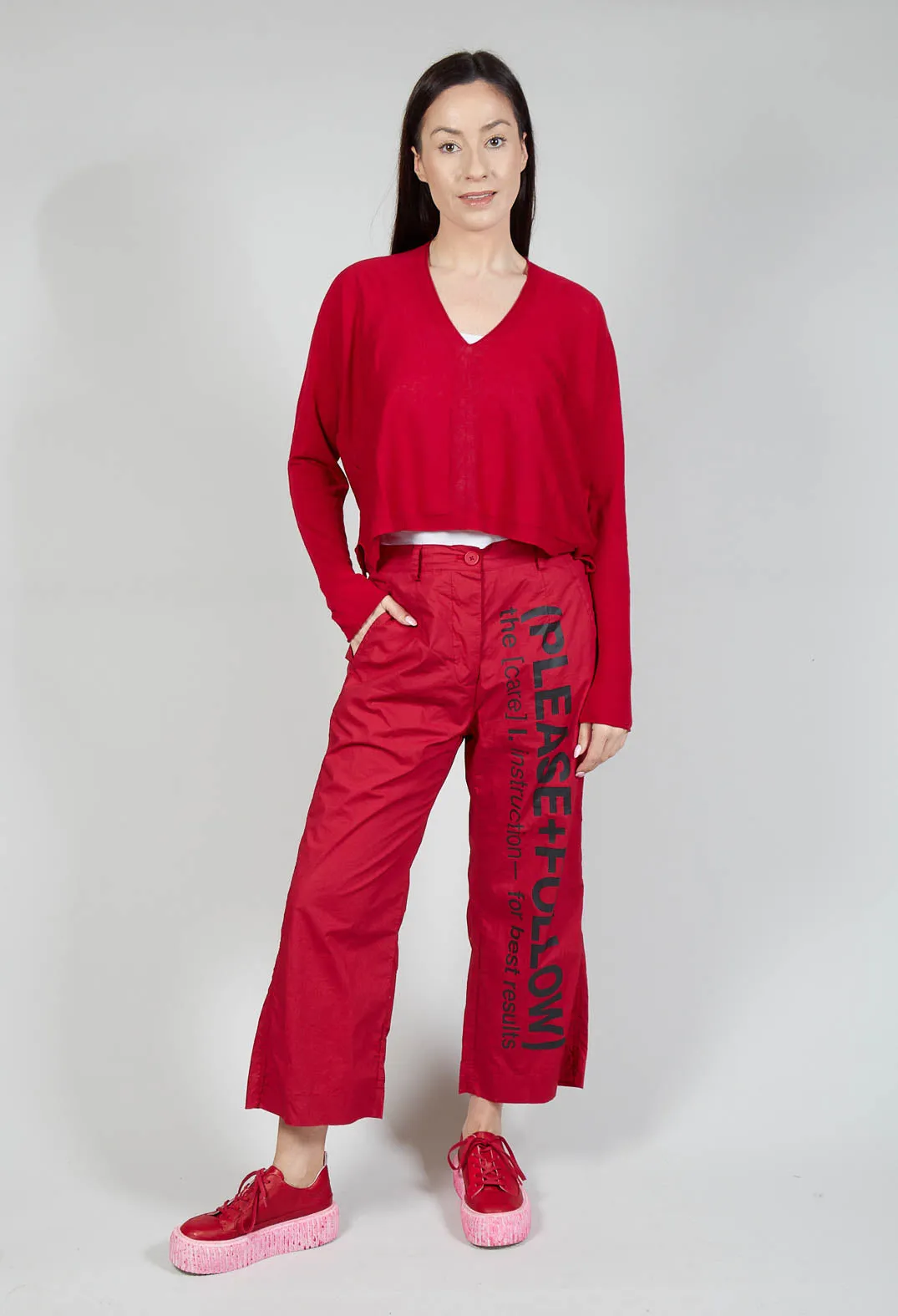 Cropped V Neck Jumper in Chili