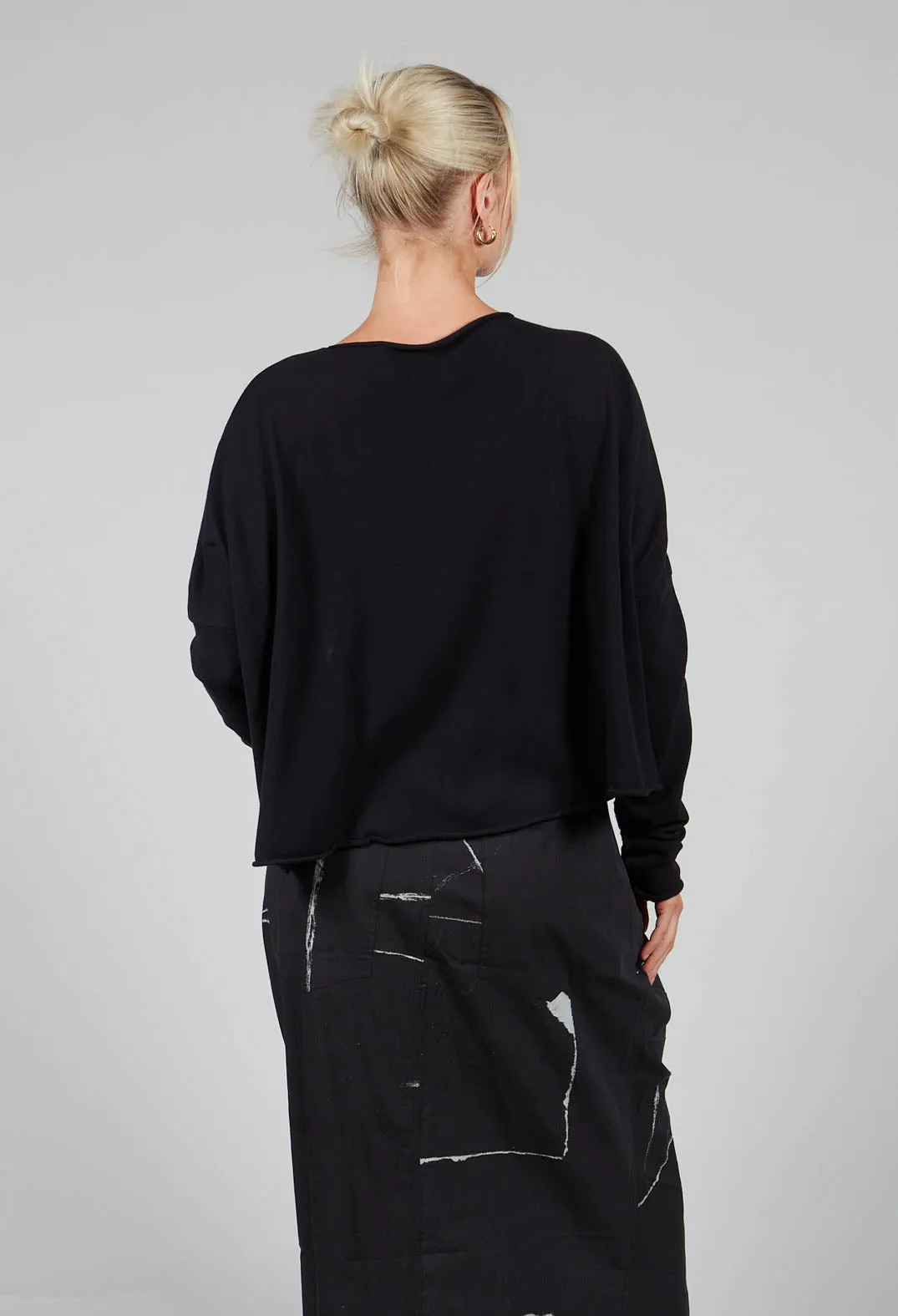 Externo Jumper in Off Black