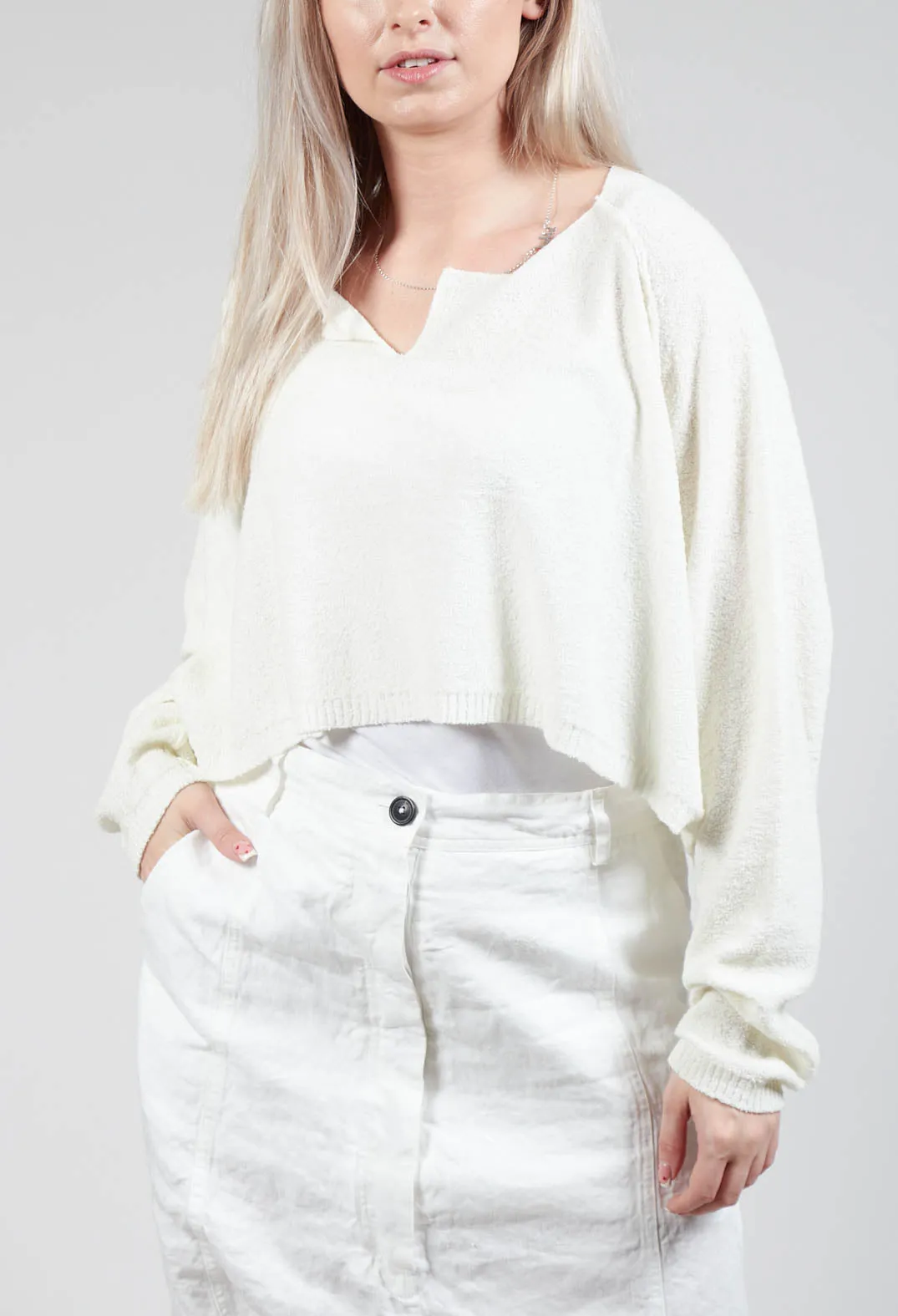 Lightwear Cropped Jumper in Lily 10% Cloud