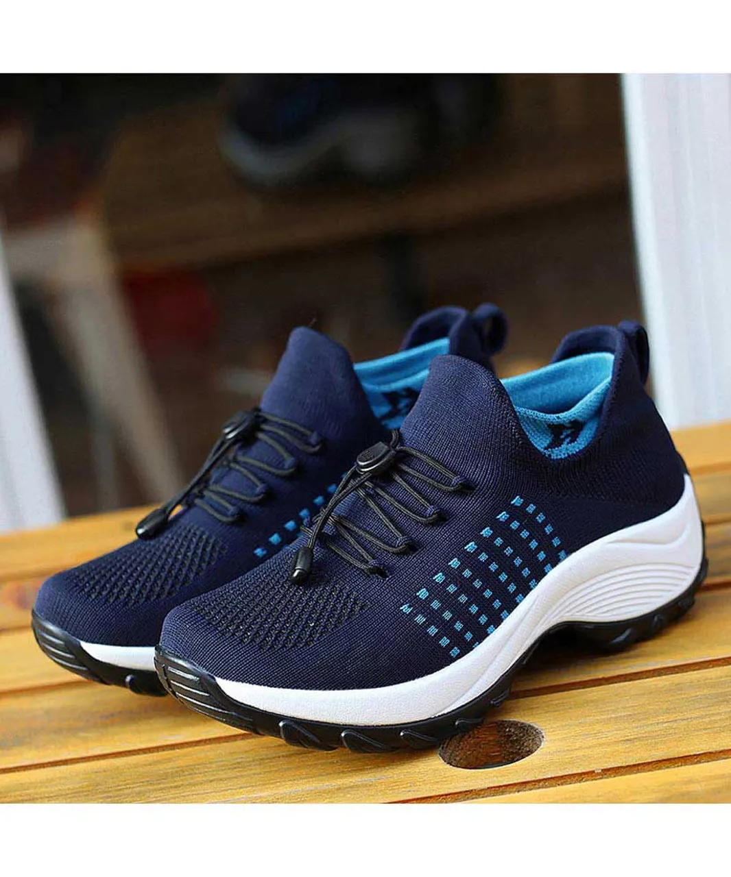 Navy pattern double rocker bottom shoe sneaker