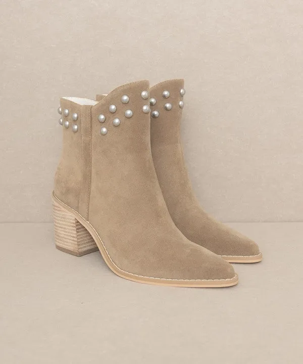 Oh My Alofi - Studded Collar Booties