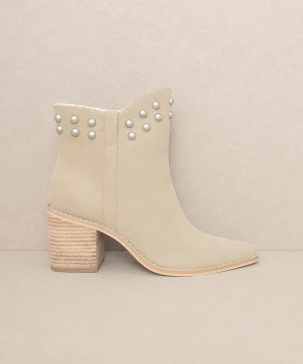 Oh My Alofi - Studded Collar Booties