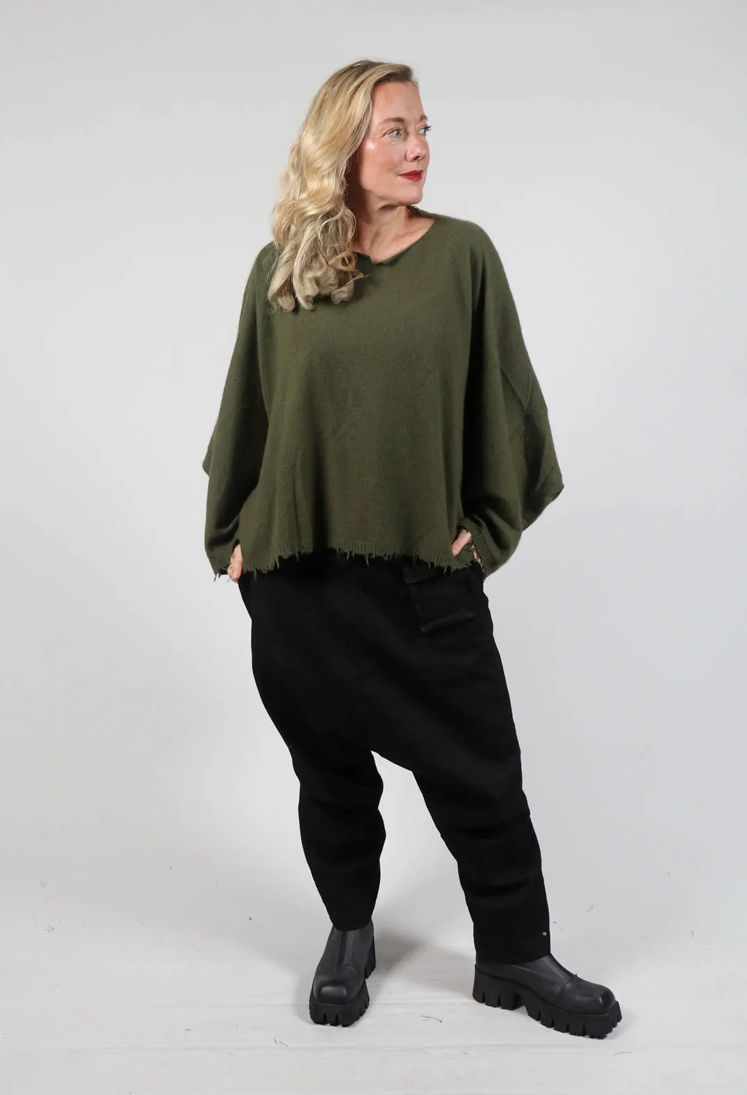 Raw Hemmed Wool Round Neck Jumper With Stitch Detailing in Olive