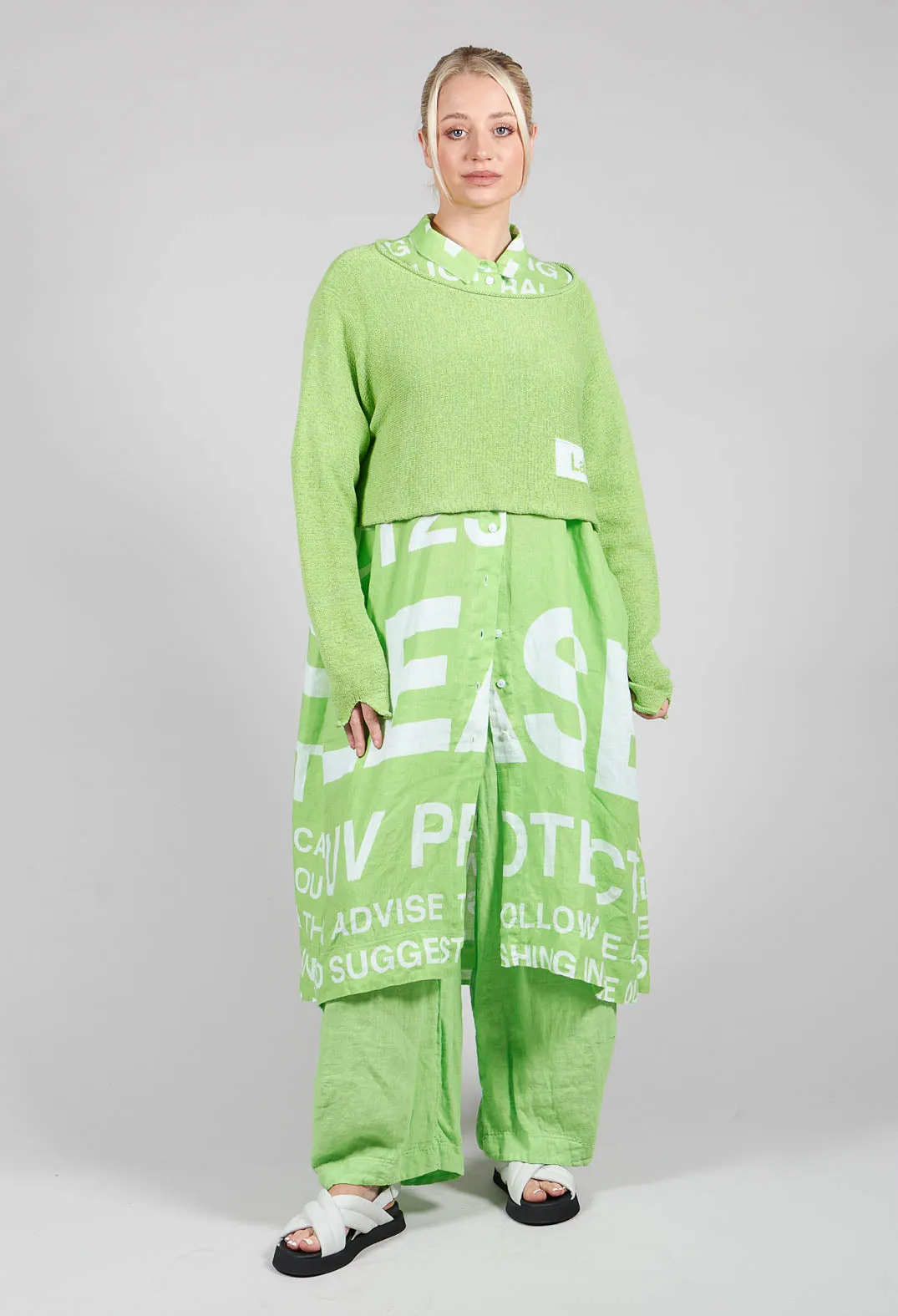 Relaxed Cropped Jumper in Lime Print